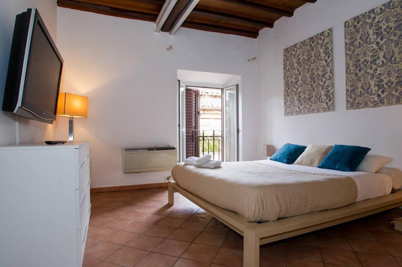 Pantheon Charming 2-bed In Heart Of Apartamento Roma
