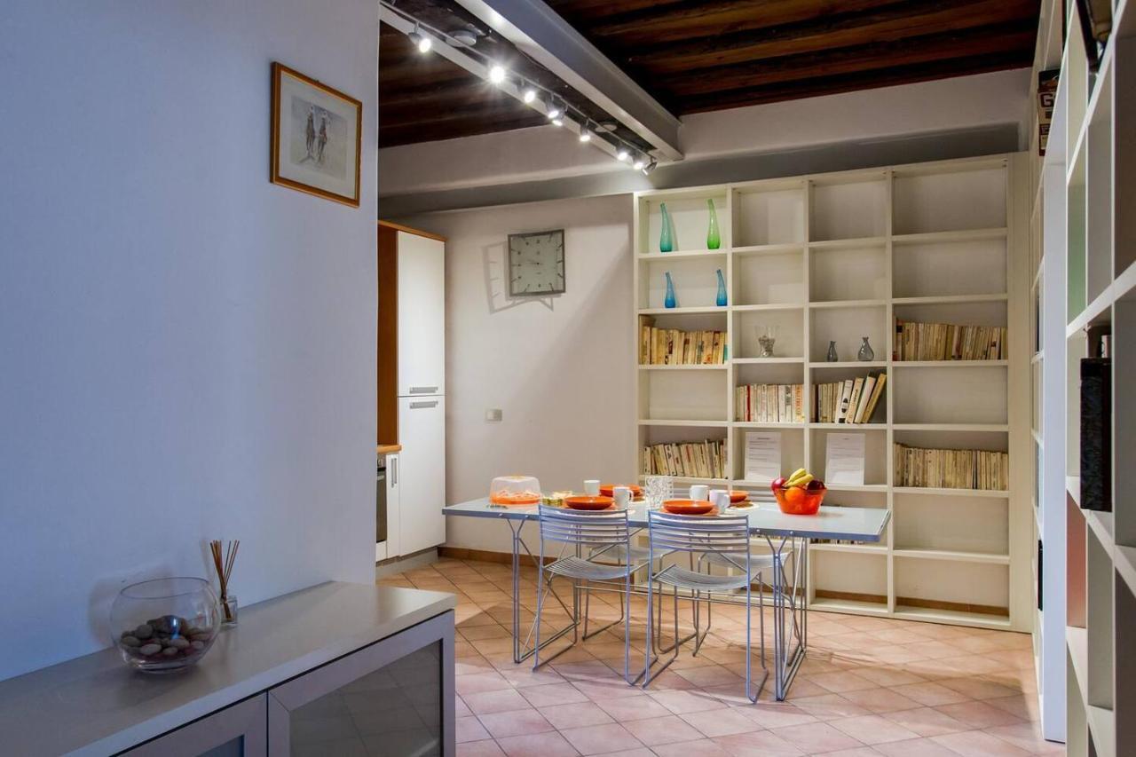 Pantheon Charming 2-bed In Heart Of Apartamento *